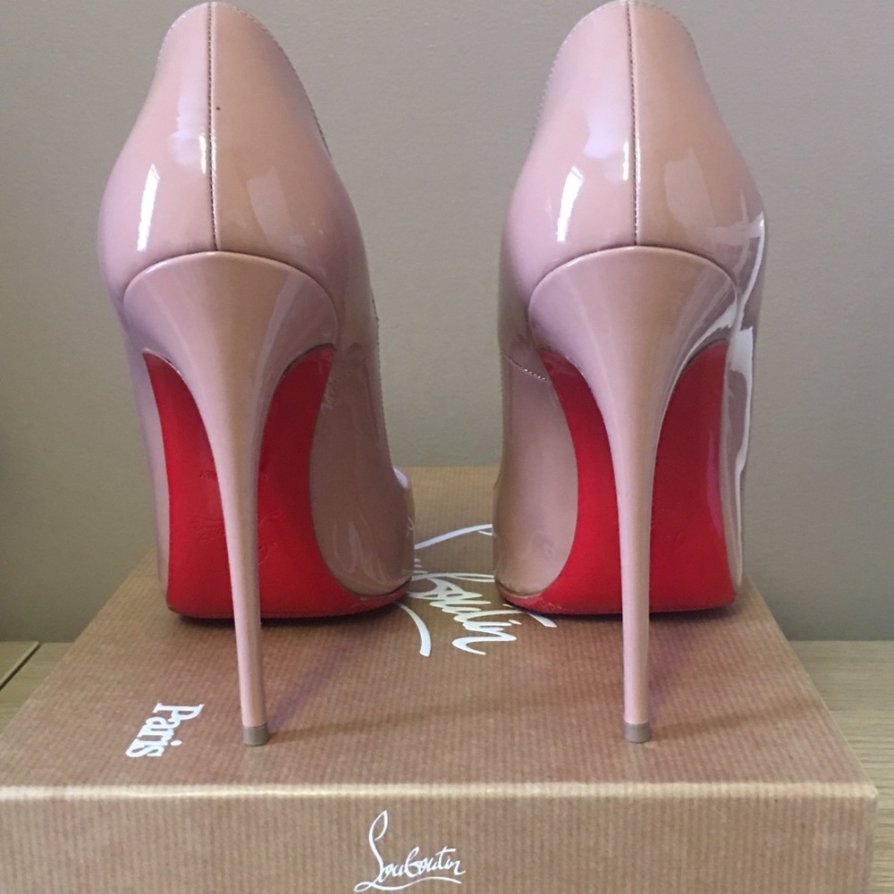 Never worn Christian louboutin so Kate 120 nude